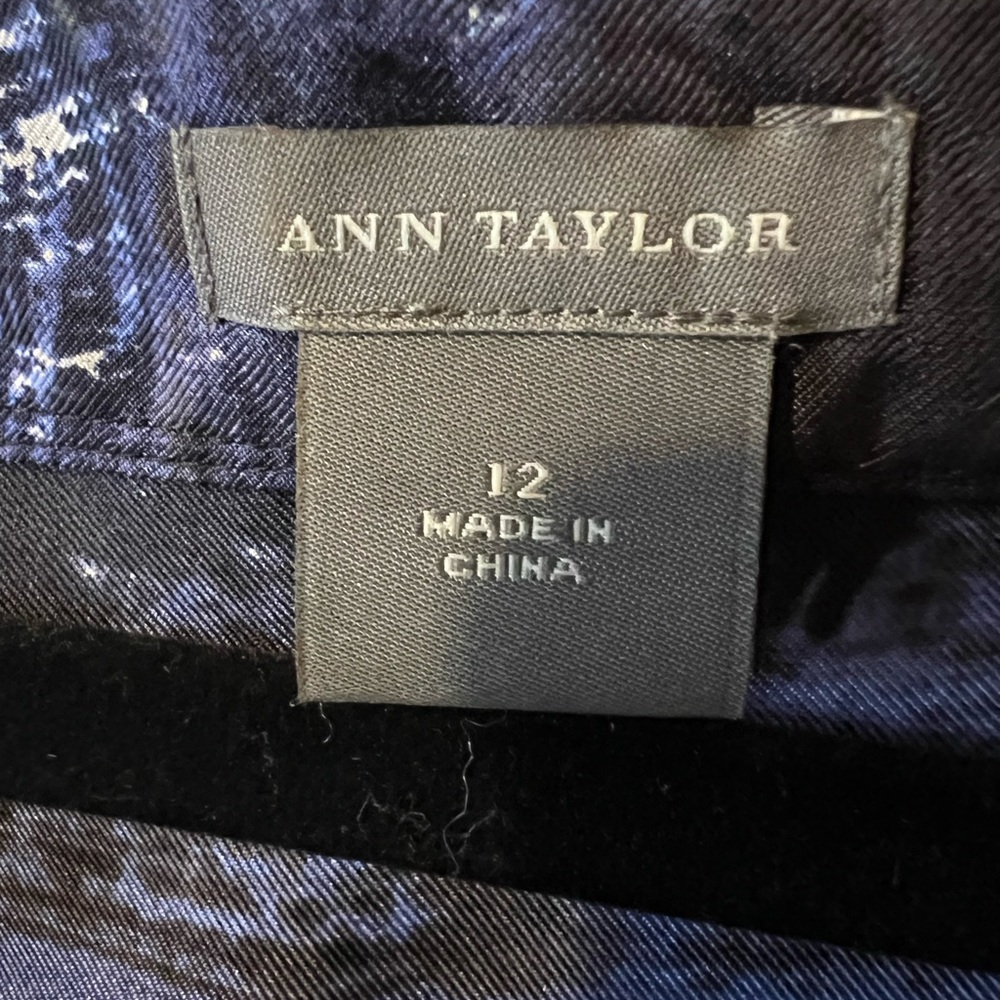 Ann Taylor silk blouse - Picture 4 of 11